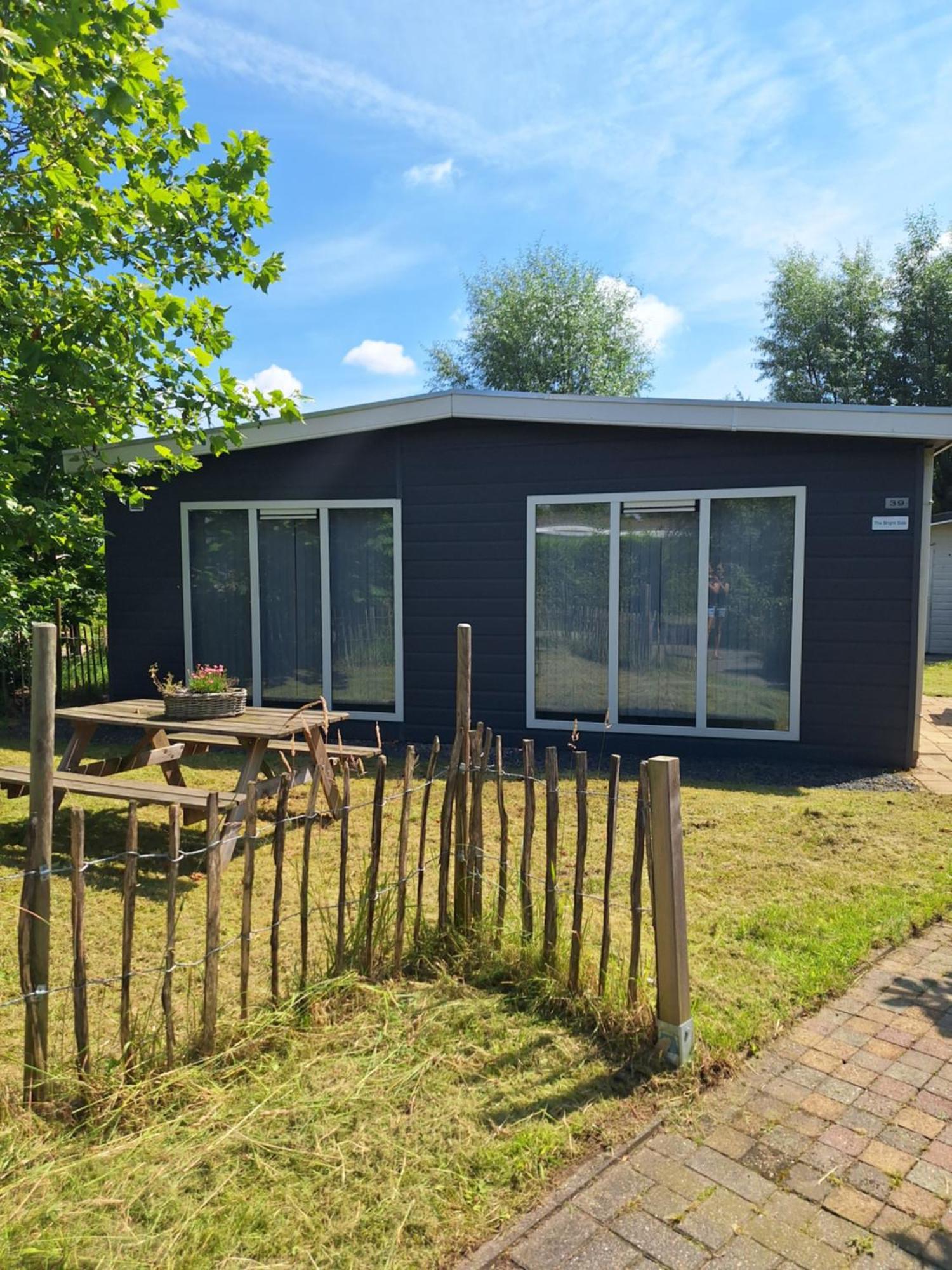The Bright Side Brabant Villa Molenschot ภายนอก รูปภาพ